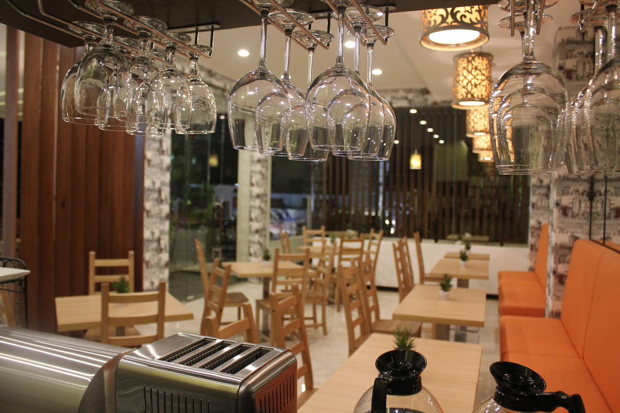 Fontana Hotel Jakarta Exterior foto